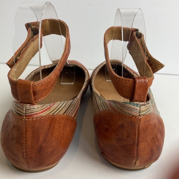 Miz Mooz Kazu Flats Brown Leather Pinstripe Accent Shoes Ankle Straps 7 Comfort - Picture 8 of 16